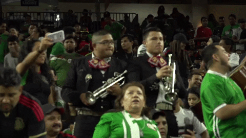 Mariachis animando al equipo mexicano encabezado por Diego Cocca.- Blog Hola Telcel