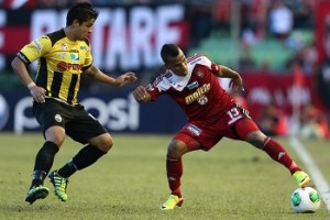 Táchira venció a Caracas 2-1 en el partido de ida de la final