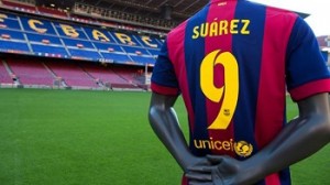El Concreto- Camiseta de Luis Suárez en el FC Barcelona