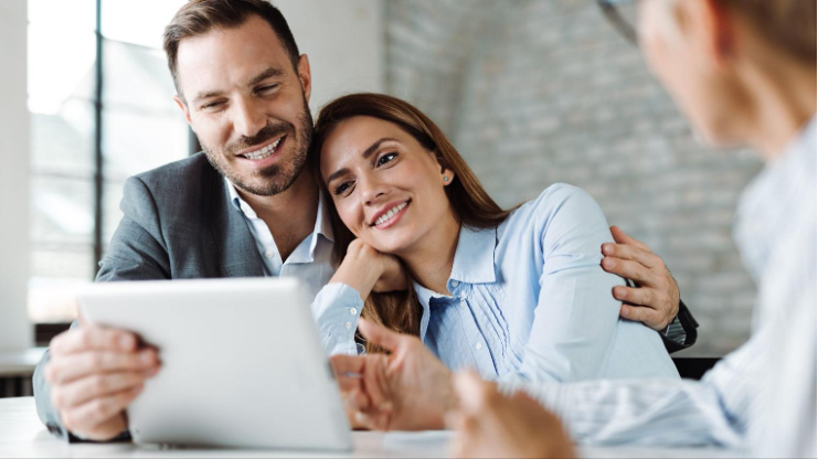 Inversión Inteligente: Estrategias con un Seguro de Vida y Hjalmar Jesus Gibelli Gómez