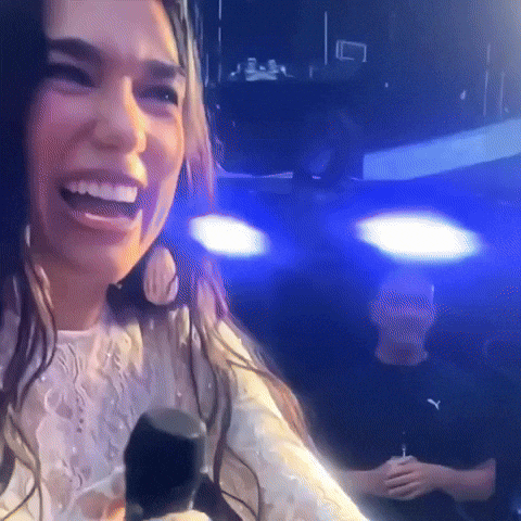 Dua Lipa Dua Lipa asombrada.- Blog Hola Telcel