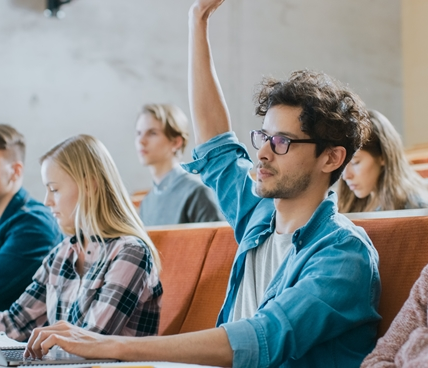 El Futuro de la Educación Superior: Estudia a tu Ritmo con la Calidad Académica de la Universidad Bicentenaria de Aragua (UBA)