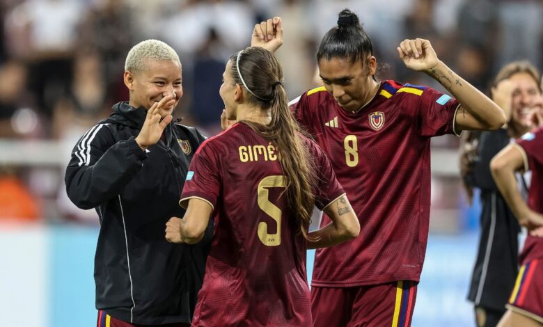 Vinotinto Femenina