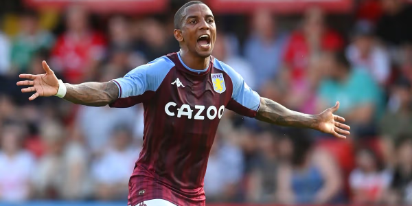 Adiós a Ashley Young en la Premier