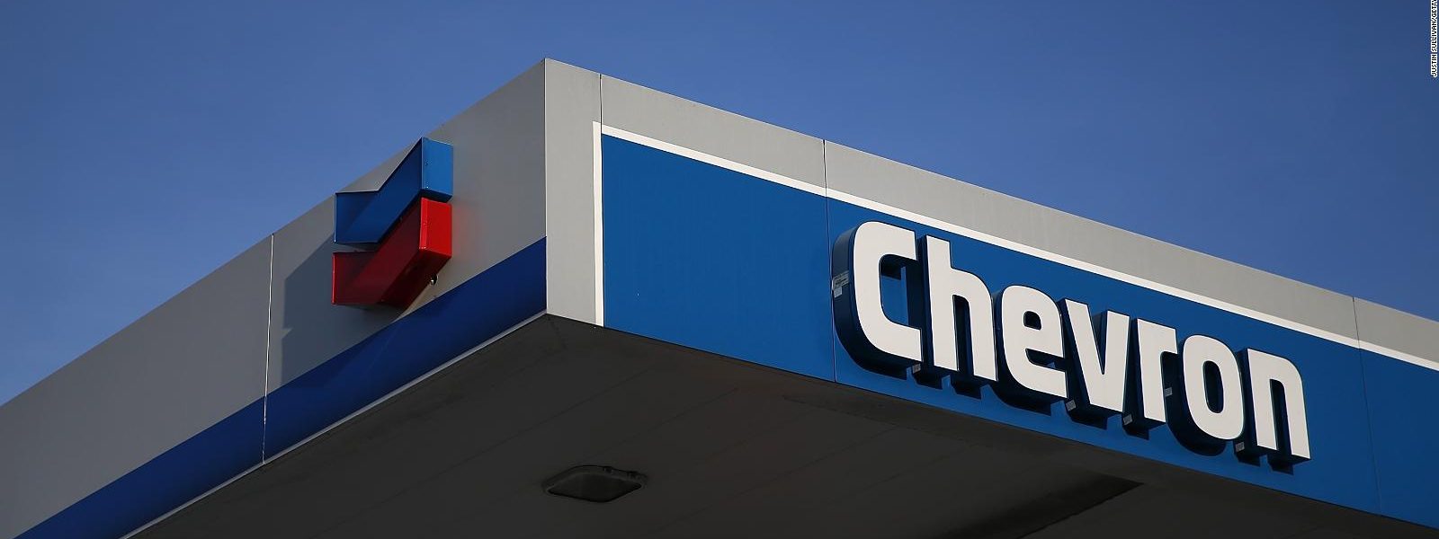 EE.UU. otorga a Chevron una autorización limitada para extraer petróleo en Venezuela