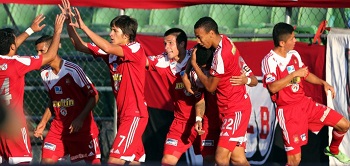 Caracas FC venció a la Guaira y se apoderó del primer lugar del Torneo de Clausura