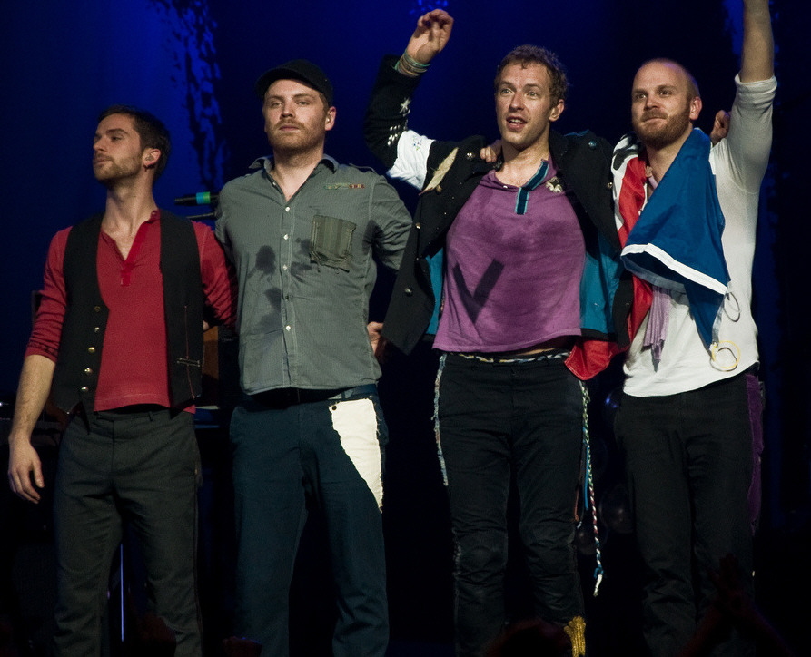 Coldplay emprende la defensa a favor de los inmigrantes