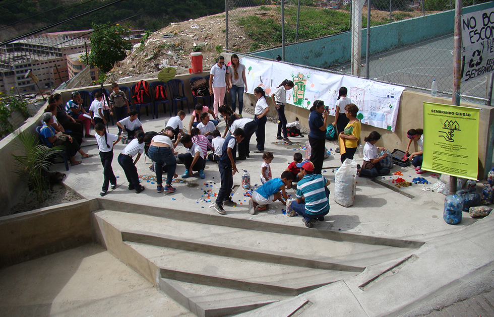 “Sembrando Ciudad”  iniciativa premiada  en Valparaíso- Chile