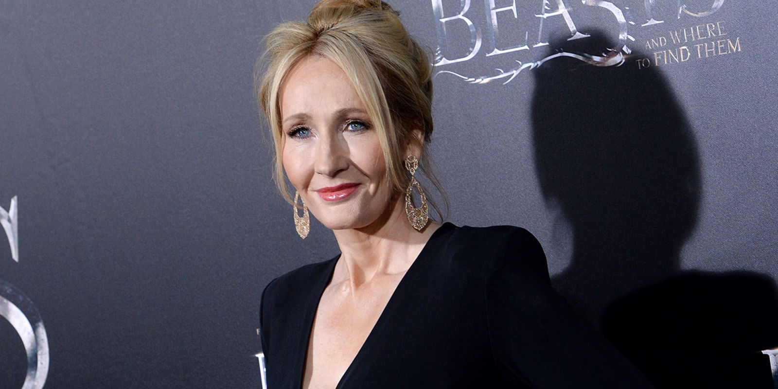 Rowling rompe el silencio y defiende participación de Deep