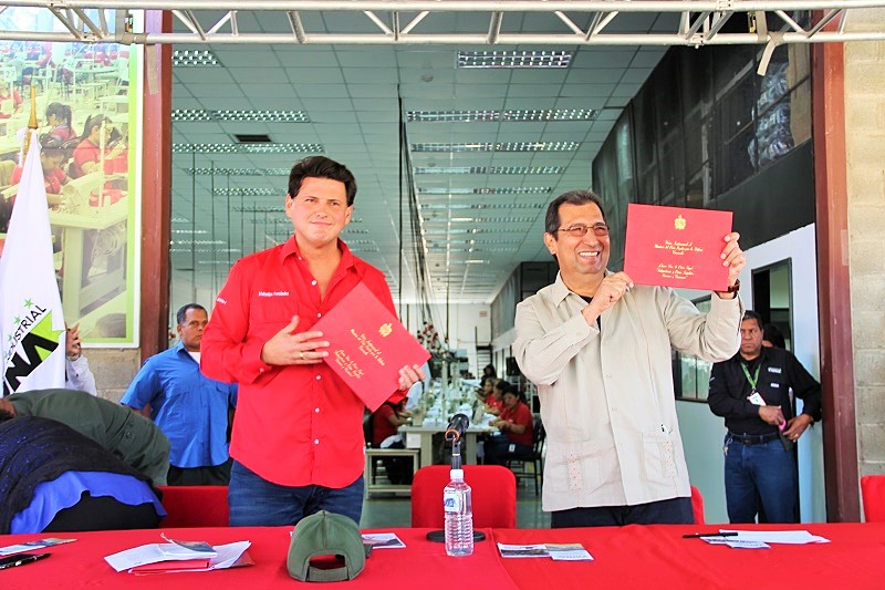 Complejo Industrial Tiuna firmó acuerdo de cooperación con Instituto Hugo Chávez
