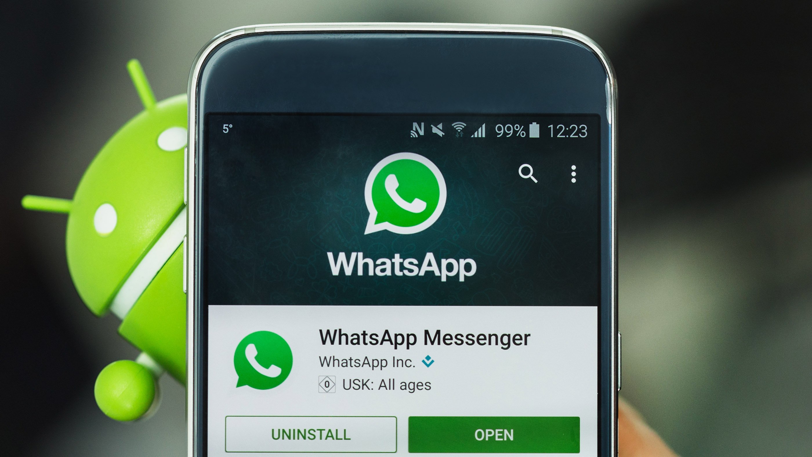 WhatsApp permite volver a descargar archivos que fueron eliminados