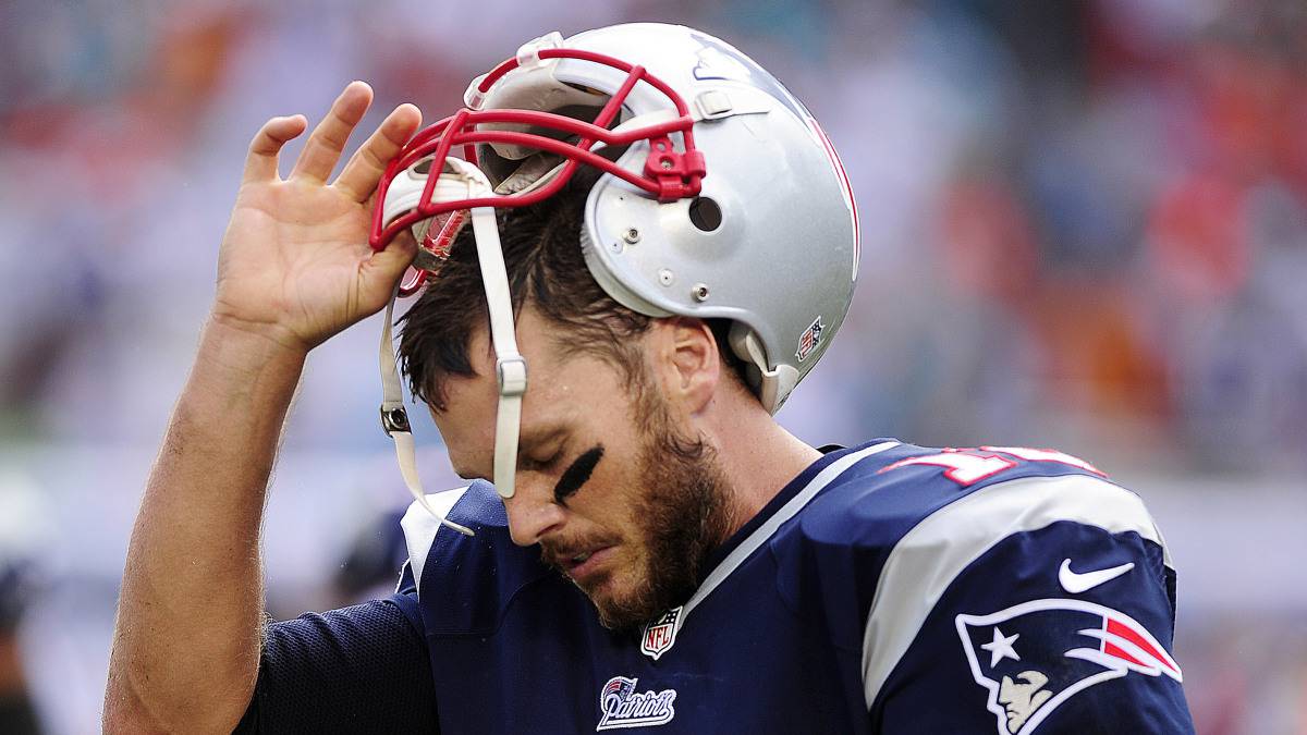 Brady va a la lista de lesionados de los Patriots