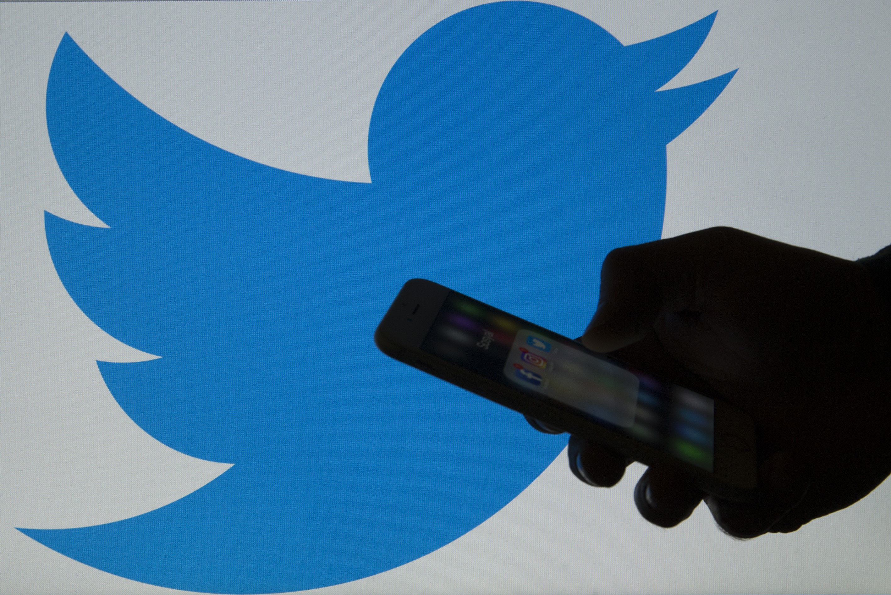 Twitter agrega función para reportar “fake news” durante procesos electorales