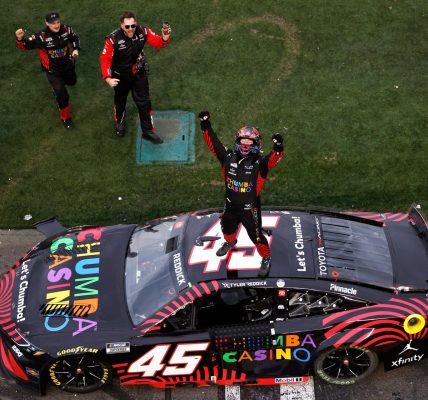 23XI Racing de Michael Jordan gana la Daytona 500