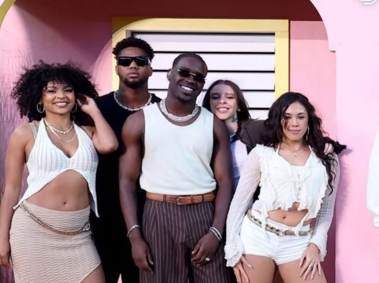 Acuña Jr. estuvo en "La Casita" de Bad Bunny en el Super Bowl