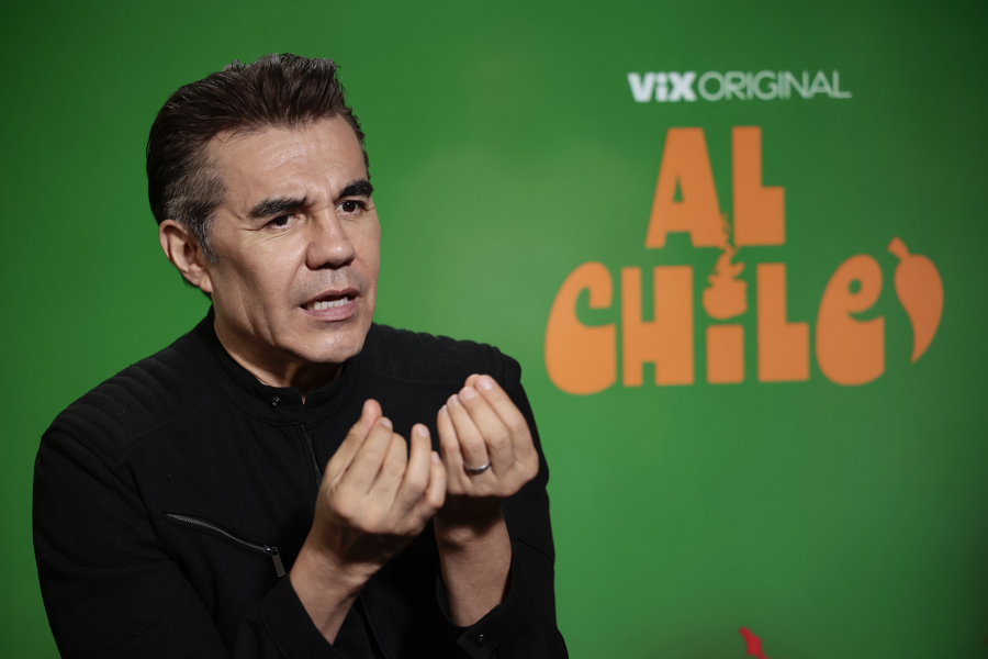 Adrián Uribe lanza nueva serie documental sobre el chile mexicano