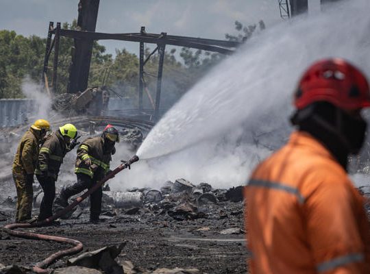 Bomberos y Protección Civil