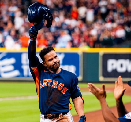 Altuve alcanza las 900 impulsadas en la MLB