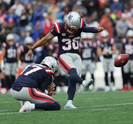 Andrés Borregales rompe el récord de distancia en el Gillette Stadium