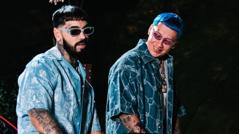 Anuel AA y Blessd unen sus voces en "Pórtate Bonito"