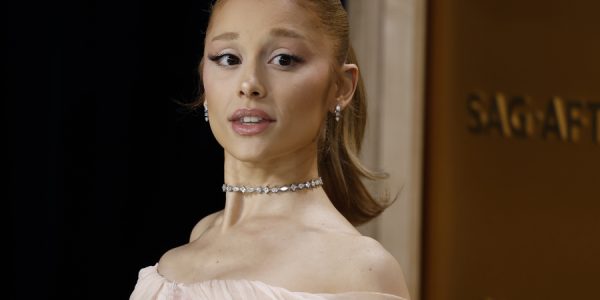 Ariana Grande protagonizará ‘Meet My Parents 4’ junto a Ben Stiller