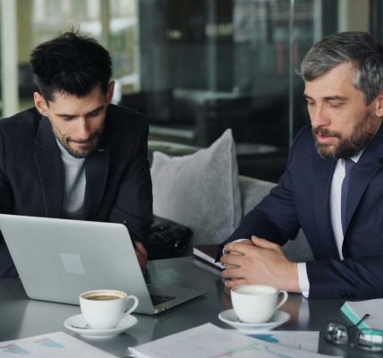 C. Rosales: La venta no empieza con el primer contacto, comienza cuando investigas 