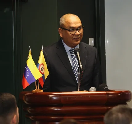 Carlos Herrera