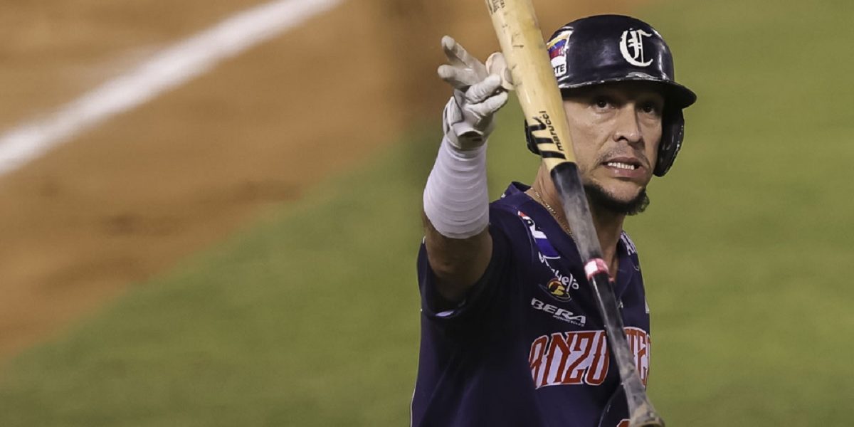 Caribes vence a Magallanes para mantener la lucha por el título