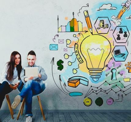 Carlos Julio Heydra Castillo - Emprender hoy; La dura batalla entre la estrategia y la narrativa romántica - FOTO