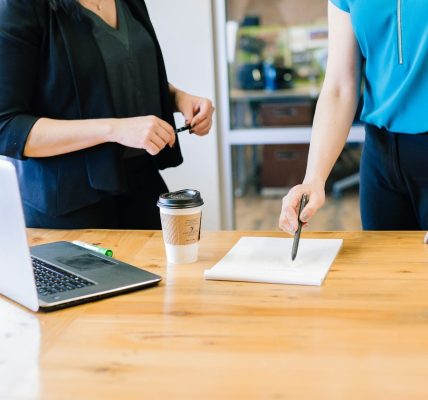 Carlos Rosales: Dos emociones que frenan lograr más ventas (y no lo sabes)