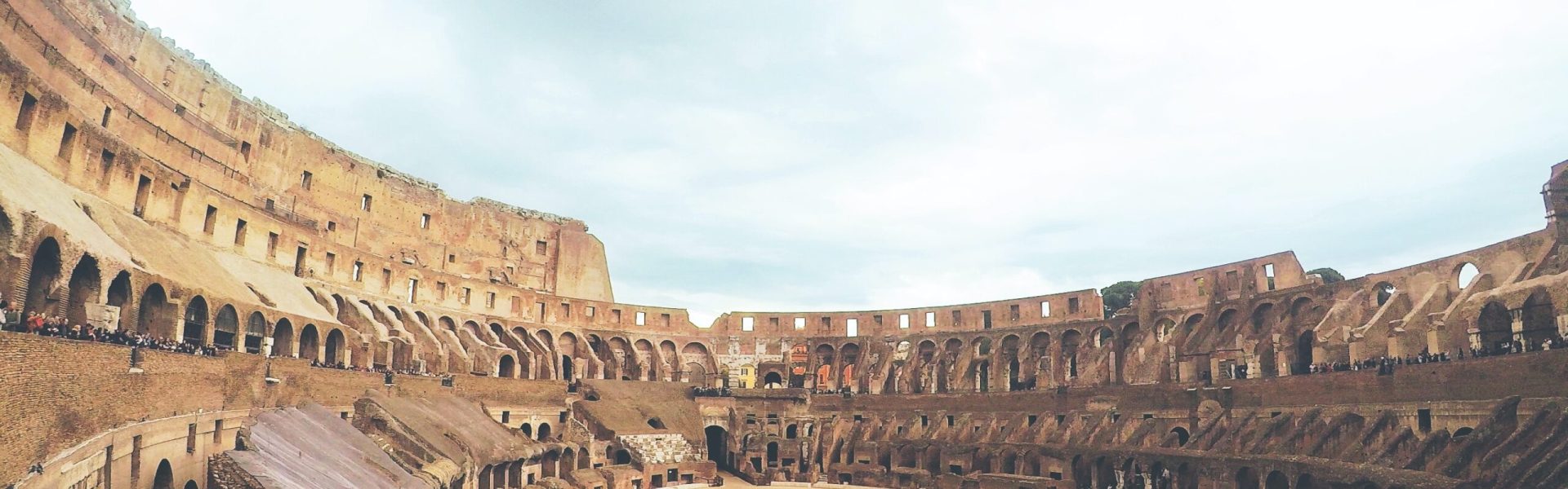 Coliseo romano estrena ascensor para llevar a sus visitantes a las alturas