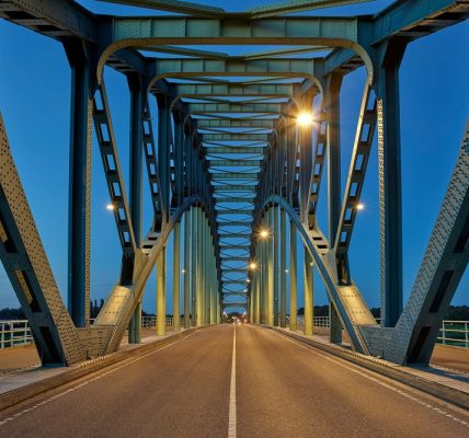 PILPERCA - Construcciones de puentes; Cuál es el mejor material para levantar estas estructuras - FOTO