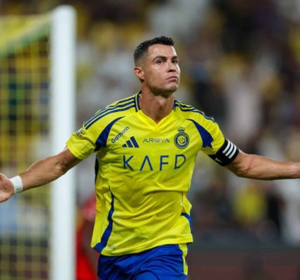 Cristiano Ronaldo aumenta su cuenta goleadora