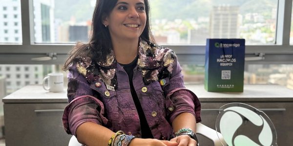 Djane Violet: una venezolana que rinde tributo a los voluntarios