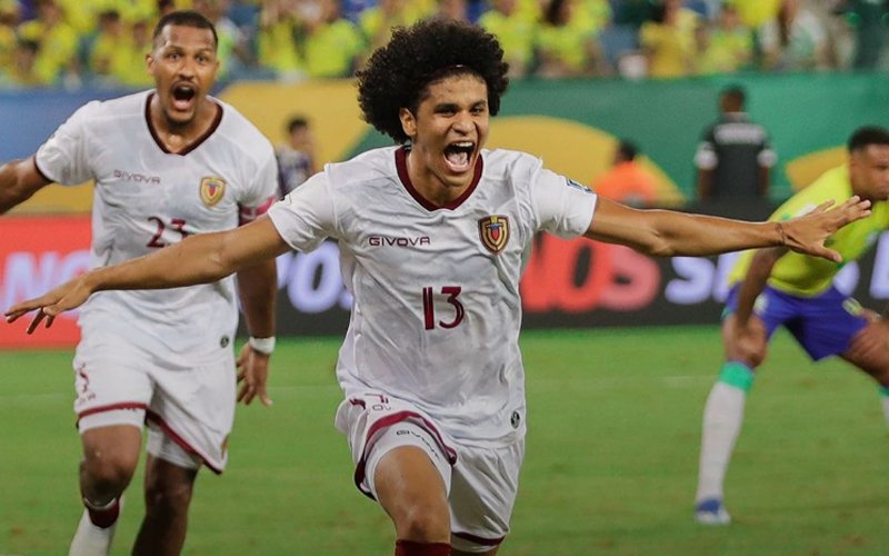 Eduard Bello jugará con Atlético Nacional hasta 2027