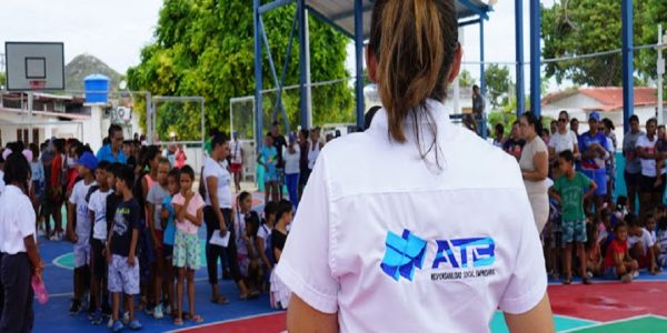 Bernardo Arosio - ATB Constructores y Chelonia; Compromiso social en pro del crecimiento de las comunidades - FOTO