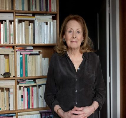 Javier Ceballos - Annie Ernaux ¡El Premio Nobel de Literatura 2022 se va para Francia! - FOTO