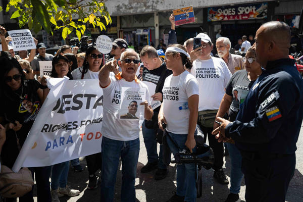 Familiares de presos políticos