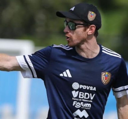Fernando Aristeguieta formará parte del cuerpo técnico de la Vinotinto