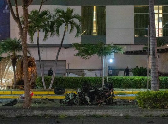 Carro bomba en Guayaquil