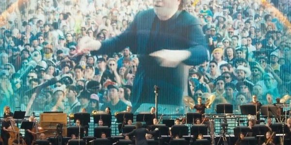 Gustavo Dudamel y la Sinfónica Simón Bolívar abrieron concierto de Coldplay