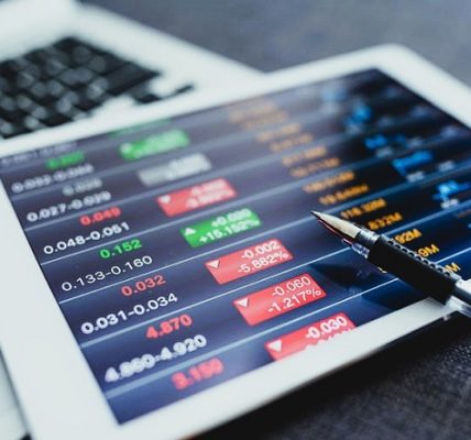 Héctor Andrés Obregón Pérez - El termómetro del capital ¡Guía para entender los índices bursátiles! - FOTO