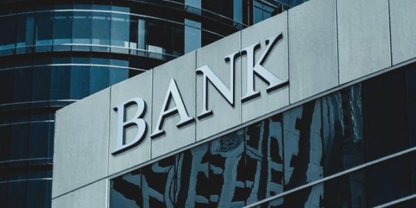 Héctor Andrés Obregón Pérez - Gigantes financieros ¡El poder oculto de los grupos en la economía global! - FOTO