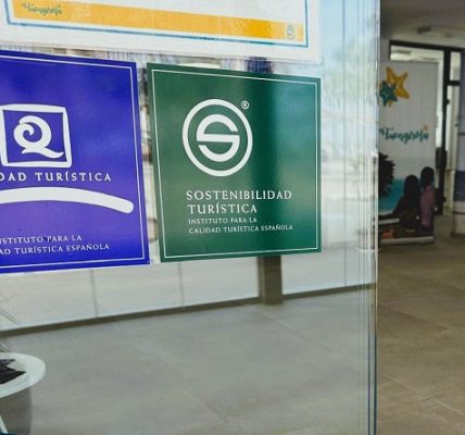 Hermán Pocaterra - Sellos de calidad; El valor real de las certificaciones en el turismo moderno - FOTO