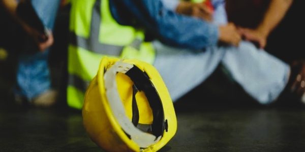 Hjalmar Gibelli - Seguros laborales ¡La clave para proteger al empleado! - FOTO