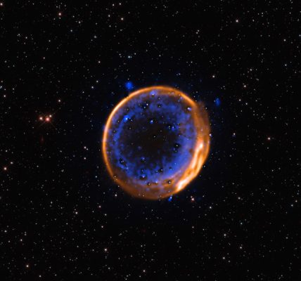 Imagen muestra restos de estrella destruida por doble explosión
