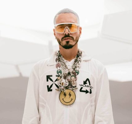 J Balvin lanza por sorpresa "Mixteip"