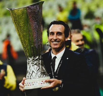 Joao Rafael Silva Robertson - ¡El rey de la Europa League! Unai Emery agiganta su leyenda al coronar al Aston Villa - FOTO