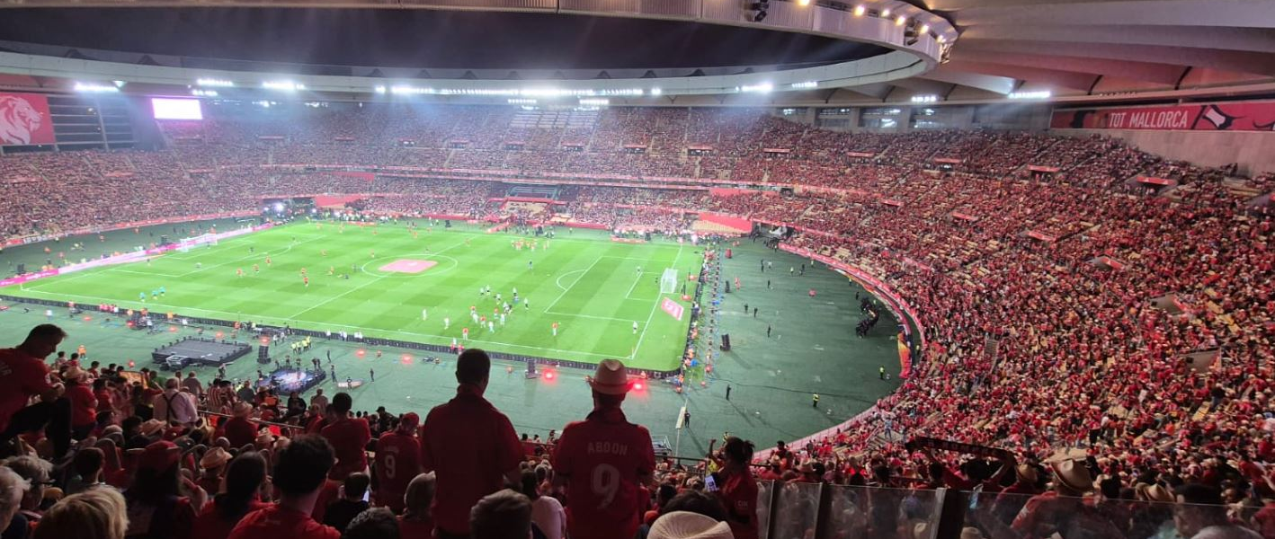 José Antonio Murga Baptista: Fútbol - El Fenómeno Global que Mueve Corazones