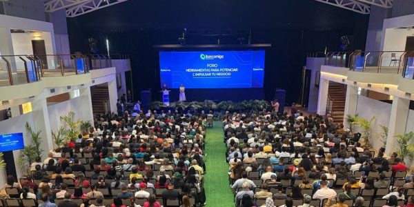 José Simón Elarba ratifica en Monagas compromiso de Bancamiga con desarrollo económico del país